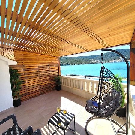 Kupinica Apartment Vinišće Exteriör bild