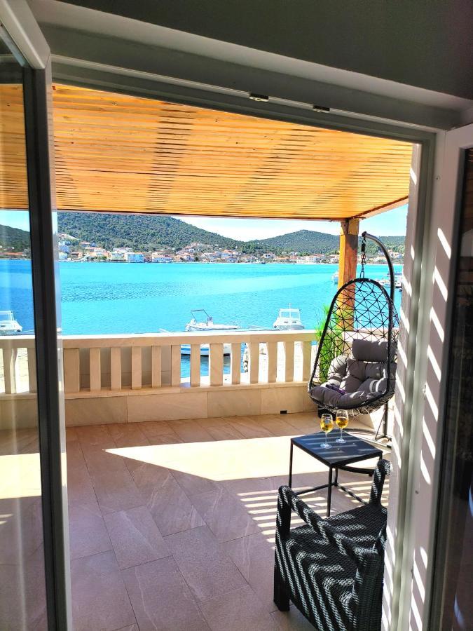 Kupinica Apartment Vinišće Exteriör bild